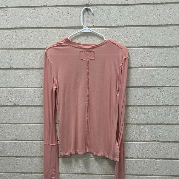 Free People We the Free Pink V Neck Long Sleeve Tee size S - Image 3