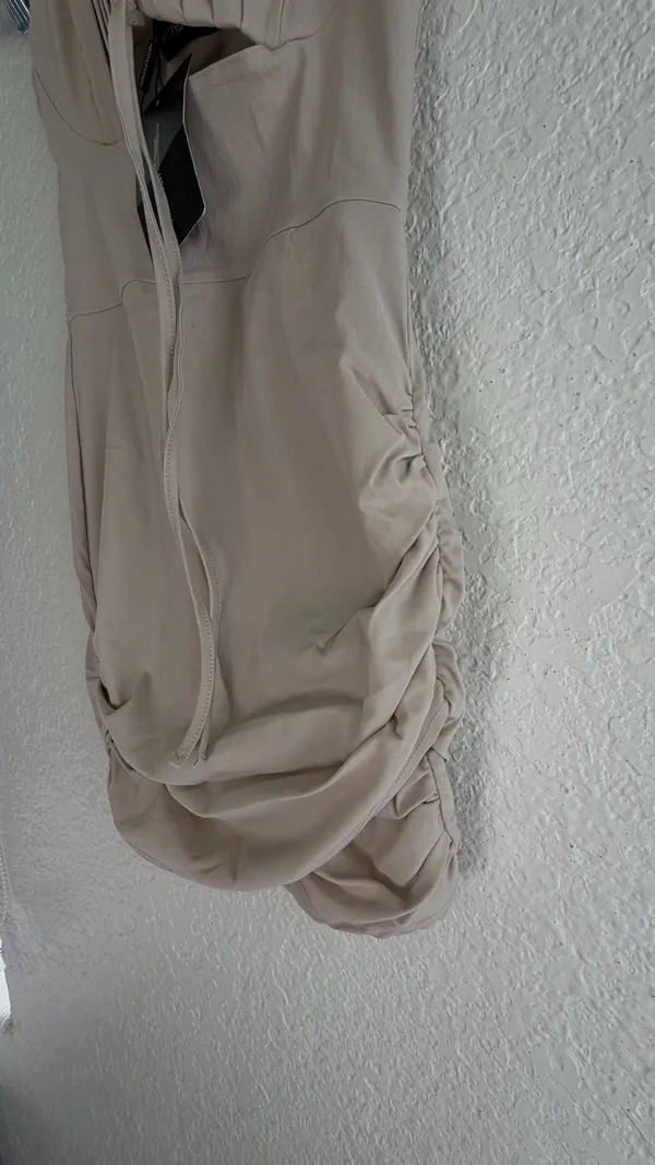 NWT PrettyLittleThing Stone Stretch Woven Pleated Tie Bust Bodycon Dress - Size US 2 - Image 8