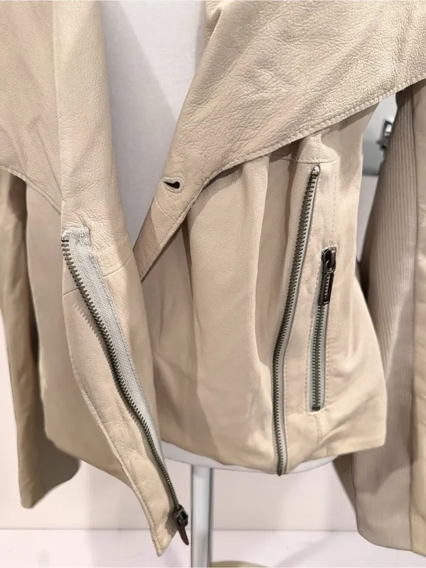 Vince Beige Leather Draped Moto Jacket Size Small - Image 6