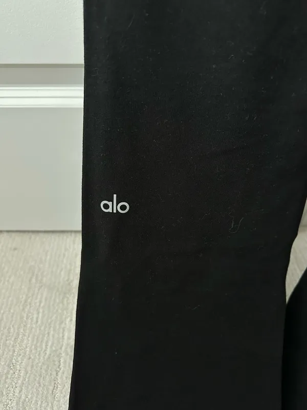 Alo Yoga Sway Bootcut Leggings Black - Image 3