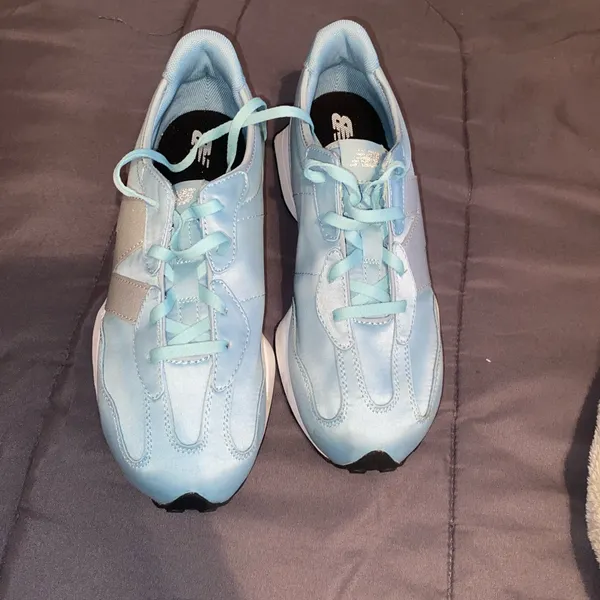 New Balance Women's Light Blue and Silver Sneakers - Image 4