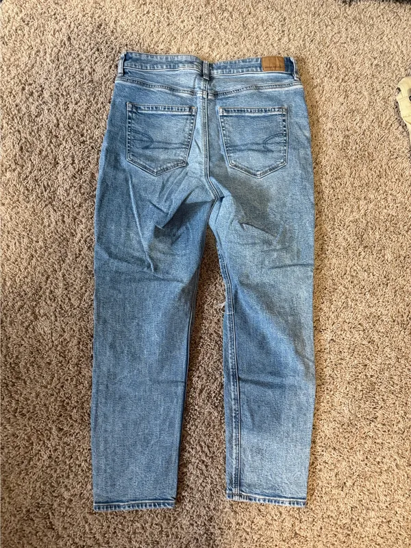 American Eagle Mom Jeans - Image 2