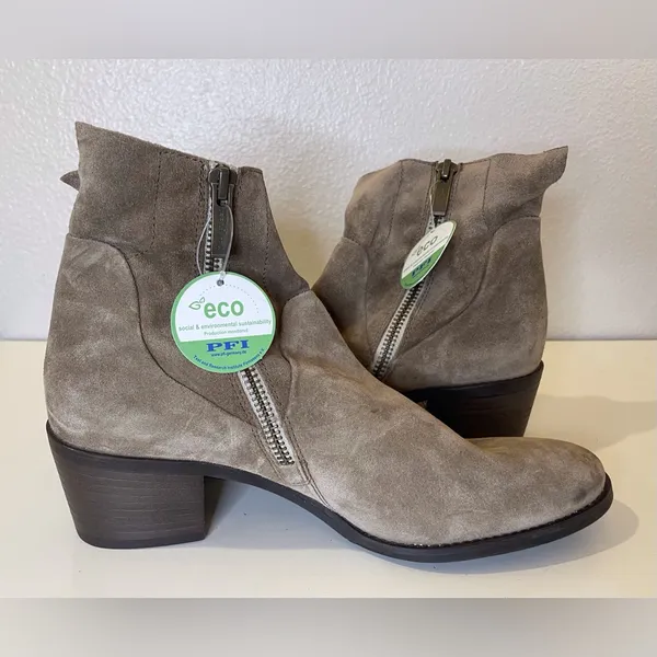 Paul Green NWT Women’s Tan Suede Ankle Boots Size‎ 7 - Image 7
