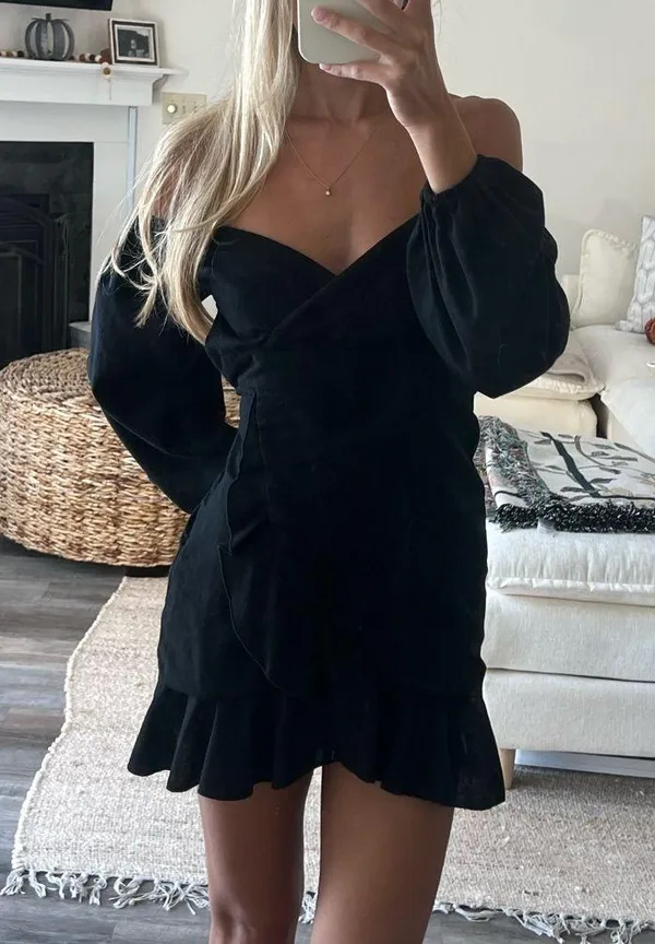 Showpo Mini Dress Black - Image 3
