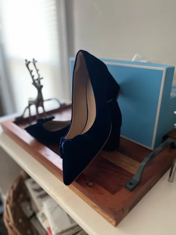 Draper James Frances in Navy Velvet - Image 6
