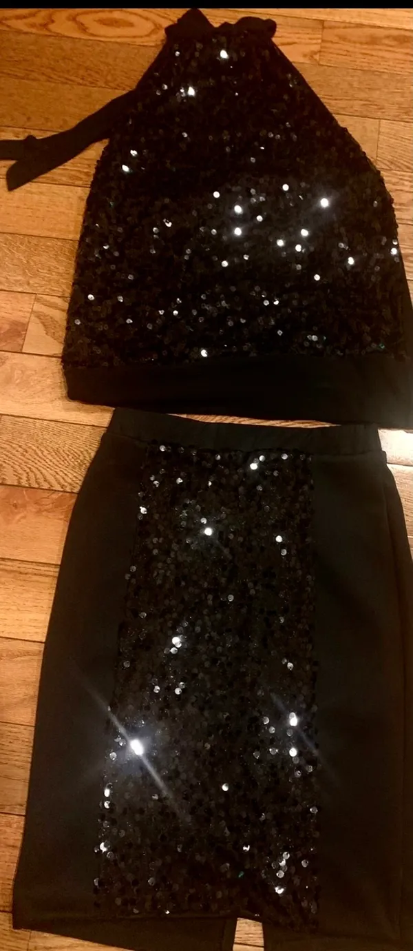 Charming Charlie 2-Piece Black Sequin Halter Set Backless Mock Necktop /skirt - Image 5