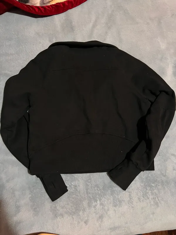 Amazon Hoodie - Image 2