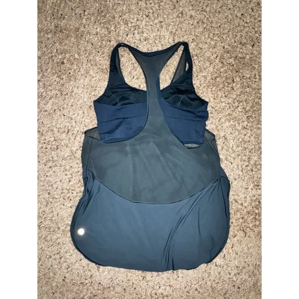 Lululemon Women’s Racerback Tank Built-In Bra Scoop Neck Stretch Blue/Green Med - Image 2