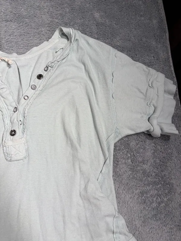 Free People we the free light mint Short Sleeve Henley Top heritage XS - Image 4