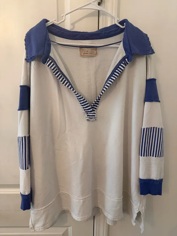 We The Free Oversized V-Neck Sweatshirt - Image 4