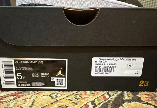 Air Jordan Mid Sneakers - Image 3