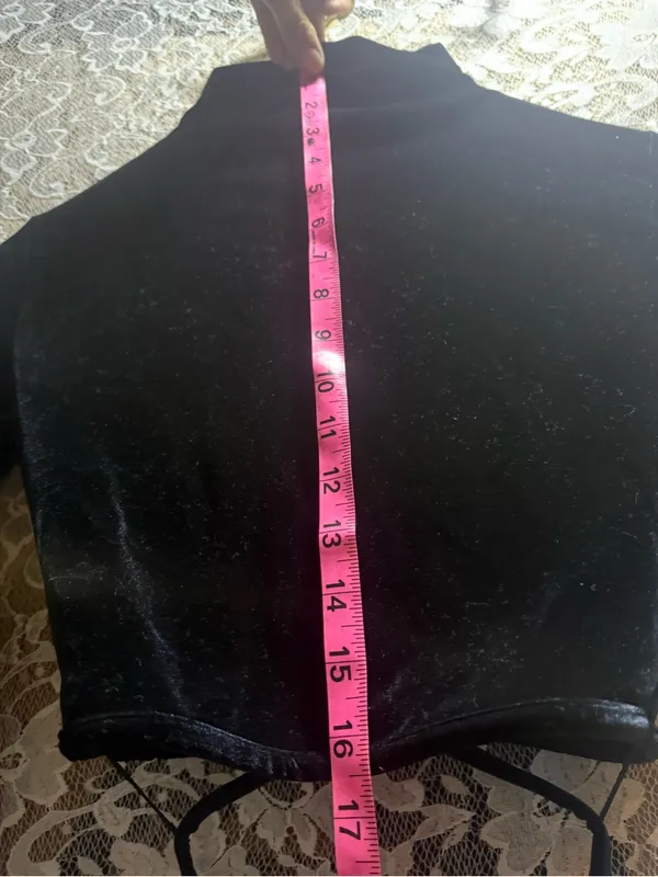 Velvet long sleeve wrap crop top small can be worn front or back - Image 9