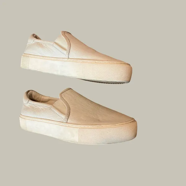 UGG Jass White Pebbled Leather Slip On Platform Sneakers Shoes Womens 7.5 - Image 2