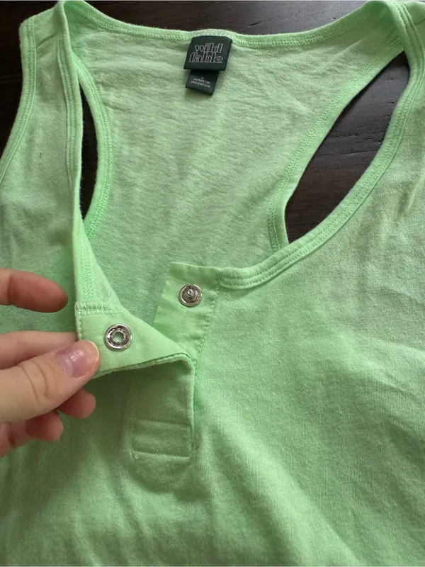 Wild Fable Neon Green Racerback Tank Top with Buttons and Raw Hem Size S - Image 3