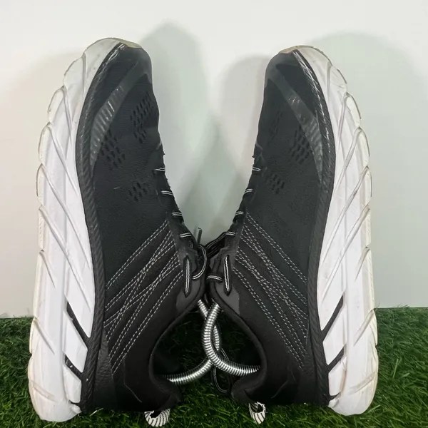 Hoka One One Clifton 6 Black Women Size 9 Black White Running Shoes - Image 6