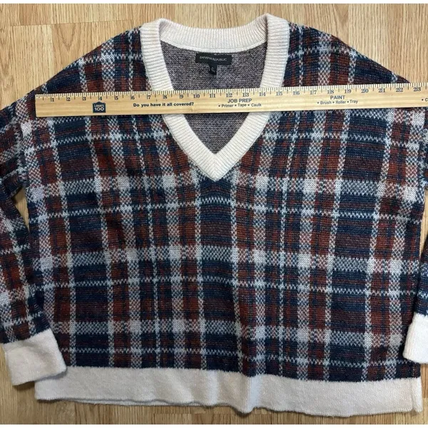 Banana Republic Womens Small Plaid V-Neck Sweater Wool Mohair Oversized Short - Image 4