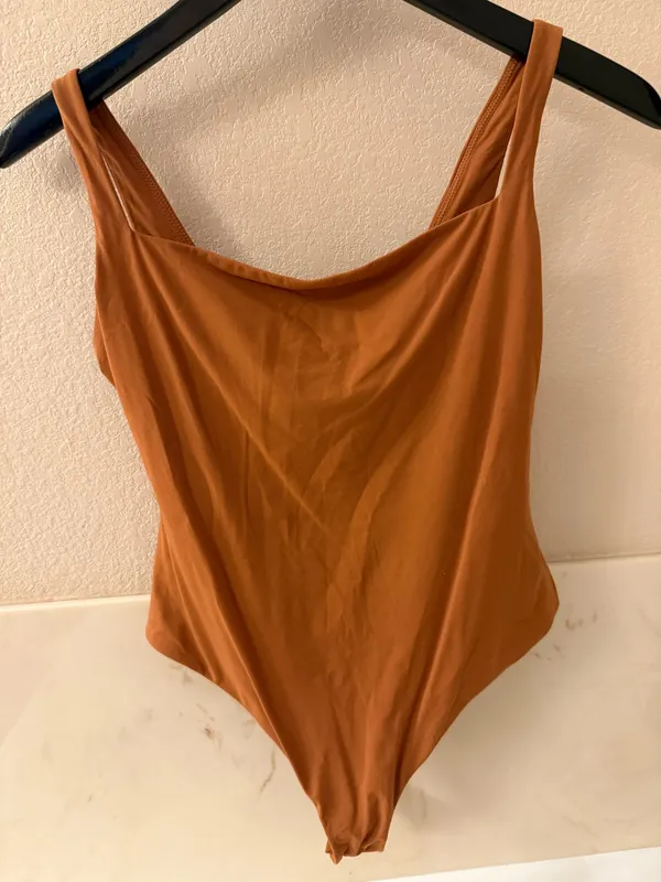 SKIMS Fits Everybody Square Neck Bodysuit L - Image 2