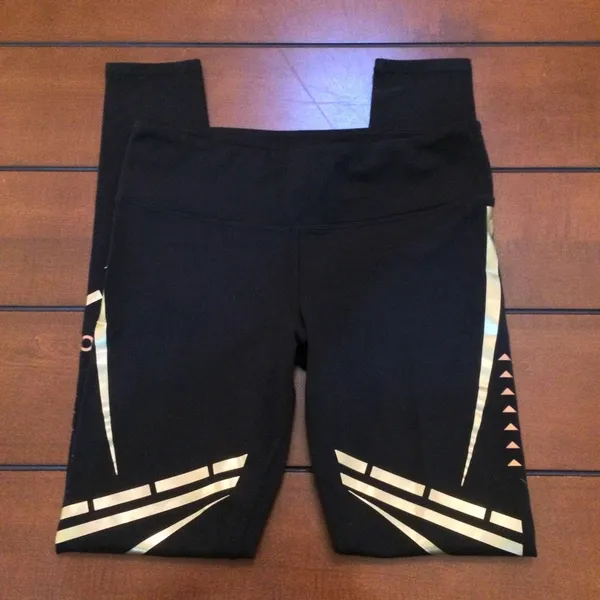 Alo airbrush legging gold black medium - Image 2