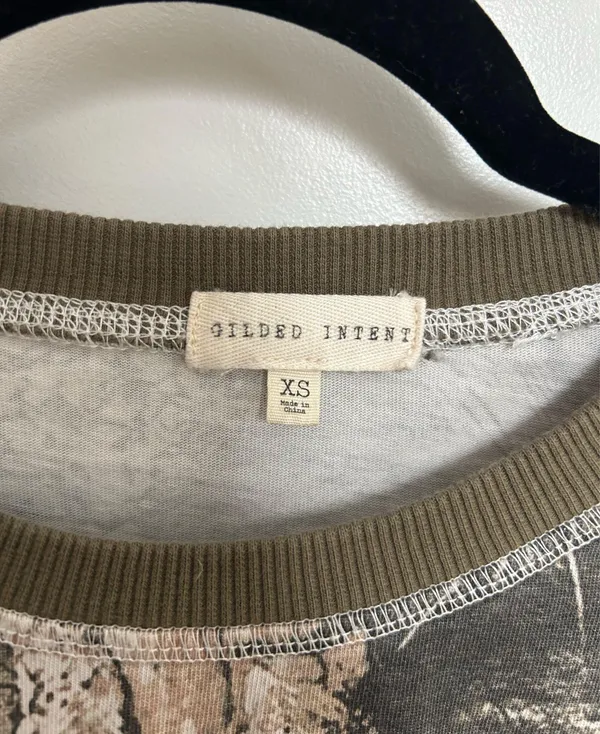 Gilded Intent Camp cropped long sleeve - Image 2
