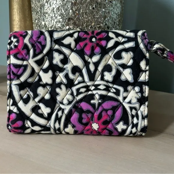 Vera Bradley Your Turn‎ Scroll Medallion Wristlet Wallet - Image 3