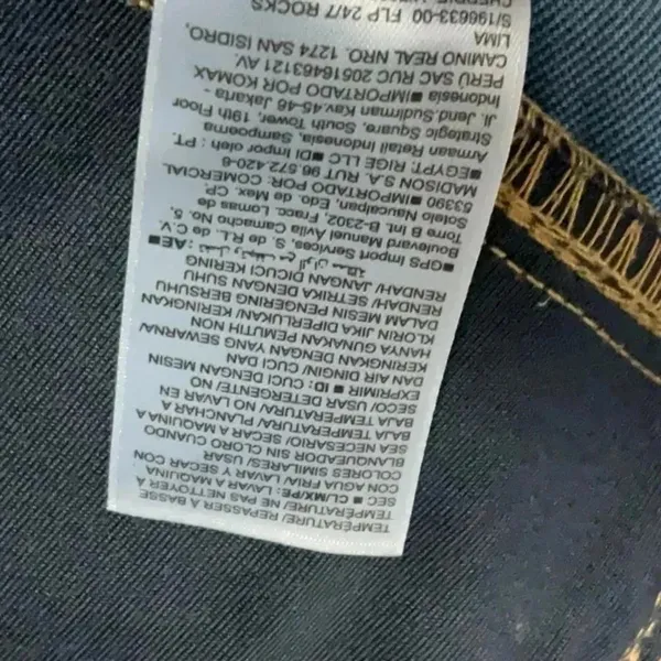 OLD Navy - Image 6