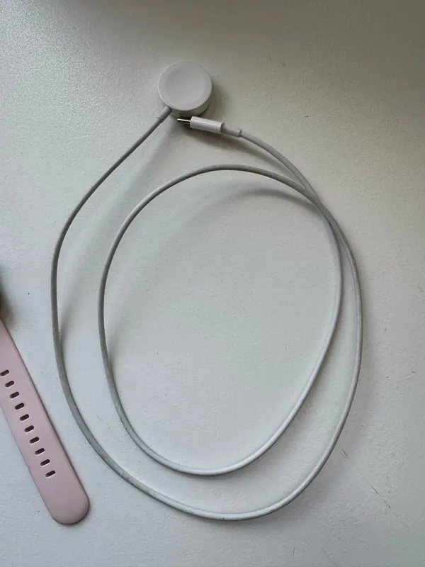 Apple Watch SE 40mm Silver - Image 4