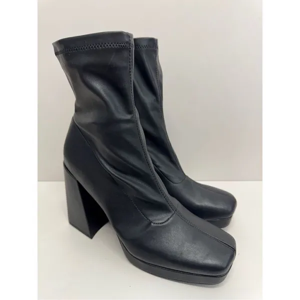 Wild Pair‎ Chunky Heel Platform Booties Black Size 9.5 Sock Like Fit Block Heel - Image 3