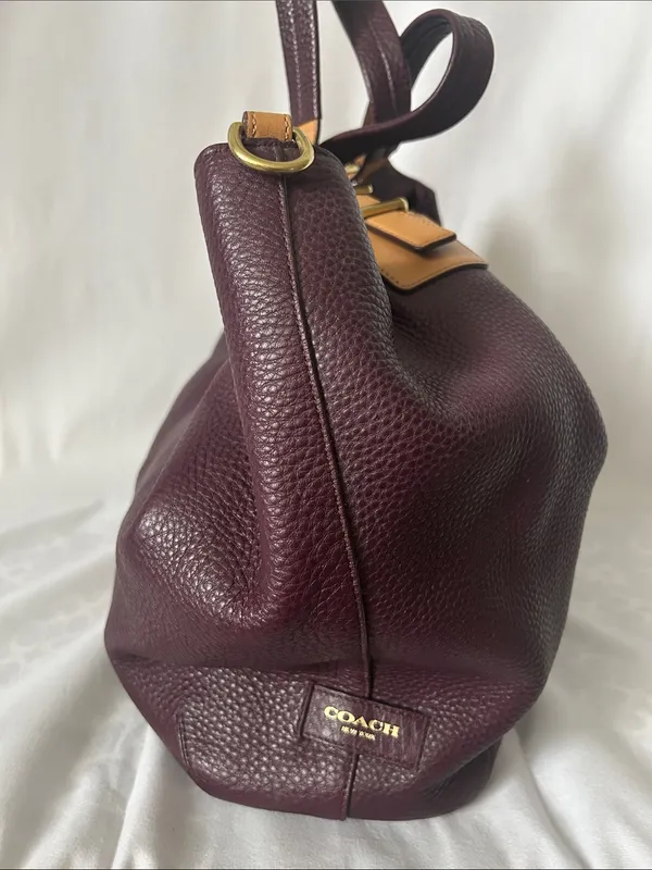 COACH Soft Legacy XI Eggplant Purple Pebbled Leather Drawstring Tote Bag Purse 🌺 - Image 3