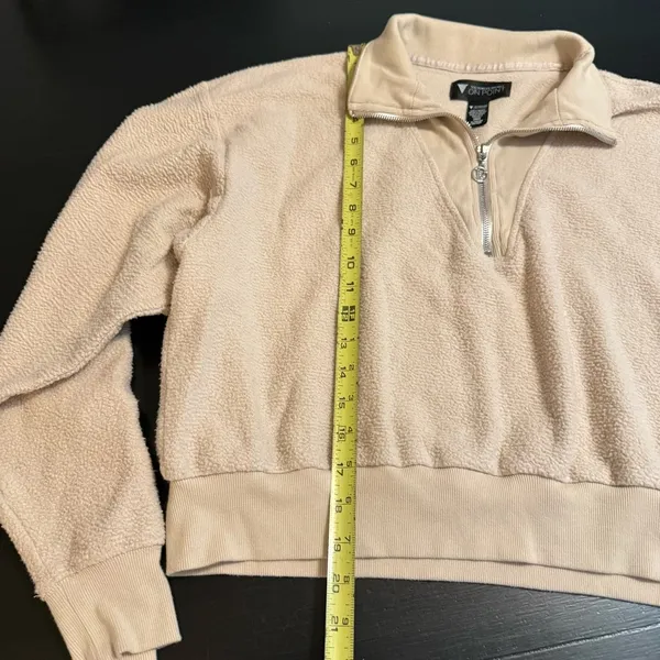 Victoria's Secret Beige crop‎ sweatshirt - Image 4