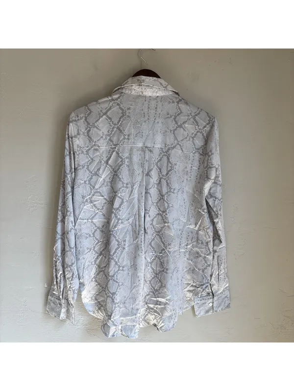 NWT Blue B Collection Womens Small Grey Snakeskin Satin Button Down Blouse Shirt - Image 3