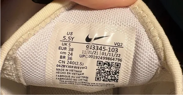 Nike Air Max 270 - Image 4