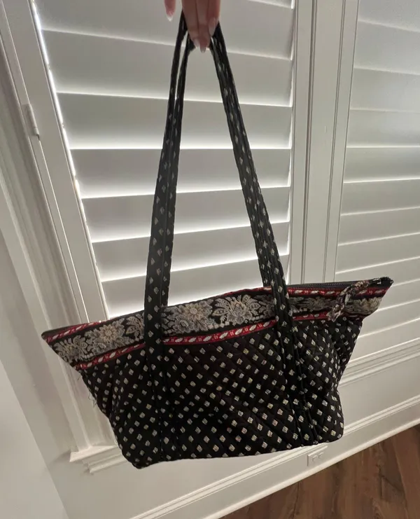 Vera Bradley Tote Bag *Discontinued Pattern* - Image 2