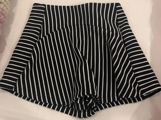 Love Fire Striped Skort - Image 2