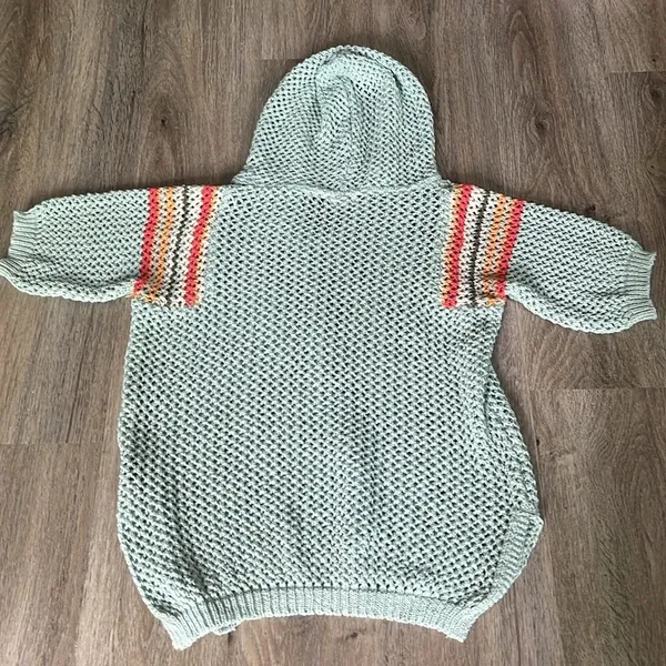 POL Cable Knit Pull Over/Beach Cover Up Size Small - Image 10