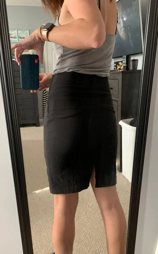 Valia Black Pencil Skirt Size 6 - Image 2