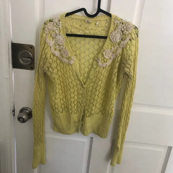 Anthropologie Sparrow Valance Lace Knit Cardigan Lime Yellow Size M Rare - Image 3
