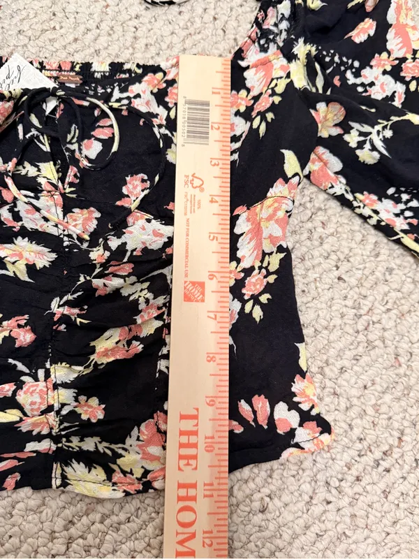 Free People NWT Hillary Top Floral Milkmaid Puff Sleeve Lace Up Crop Top‎ XS - Image 7