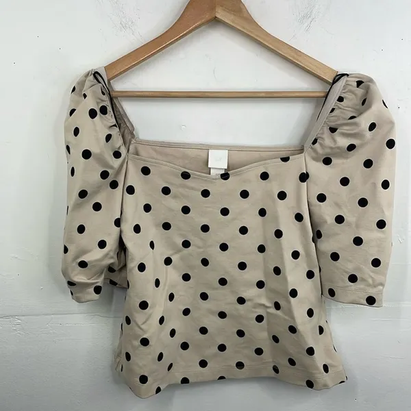 H&M Polka Dot Puffy Sleeve Crop Top size Medium - Image 2