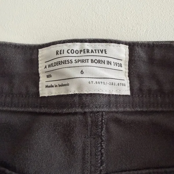 REI - Outdoors Hiking Pants with Zip Pockets and Ankles in Dark Charcoal Gray - Image 2