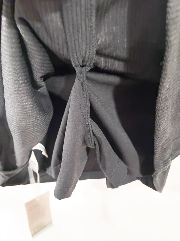 Halara High Waisted 2-in-1 A Line Mini Corduroy Skirt Black Size Medium NEW - Image 4