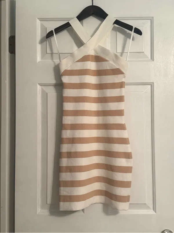 Aritzia Babaton Criss Cross Dress in Tan and White - Image 2