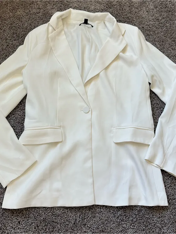 Women's Cream Single-Button Blazer Jacket - Image 3