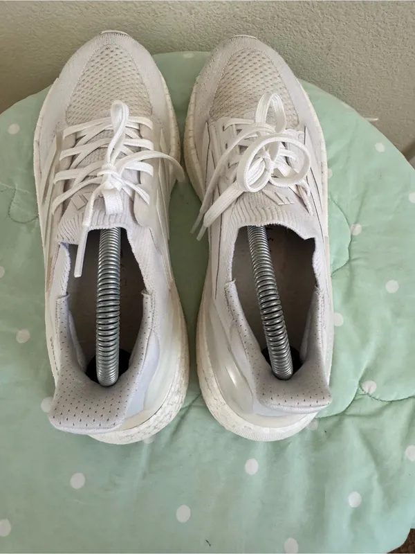 Adidas Ultraboost 5 shoes in a "Triple White" colorway Size 8 - Image 7