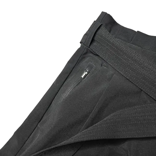 Athelta Skyline Short II Black‎ - Image 3