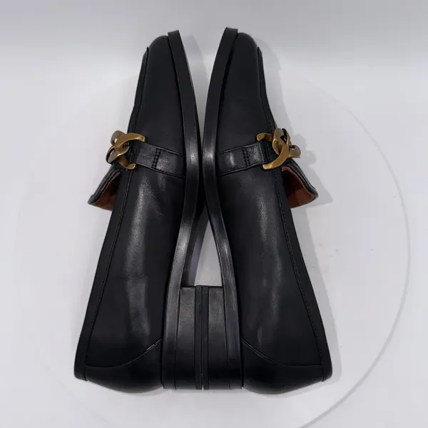 Vionic Mizelle Black Leather Chain Loafers Women's Size 7.5 Minimalist Academia - Image 4