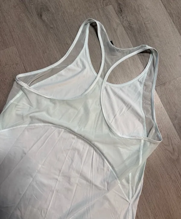 Victoria sport mesh tank top - Image 5