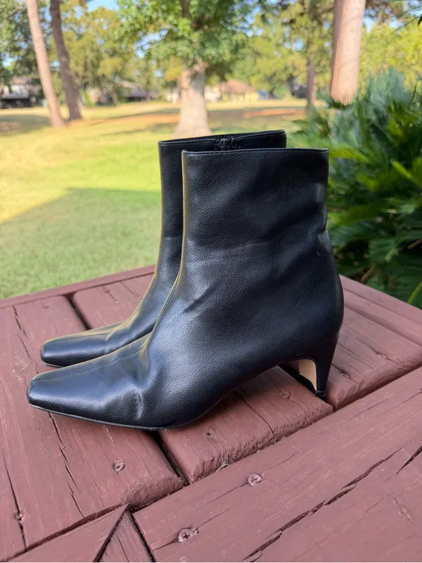 LOFT Black Squared Pointy Toe Kitten Heel Ankle Boots Size 7 MSRP $139 - Image 4