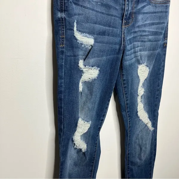 Altar’d‎ State distressed skinny Jeans Size 3/26 - Image 2