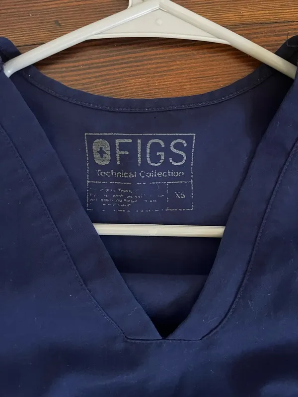 Figs Navy V-Neck Technical Collection Scrub Top XS - Image 2
