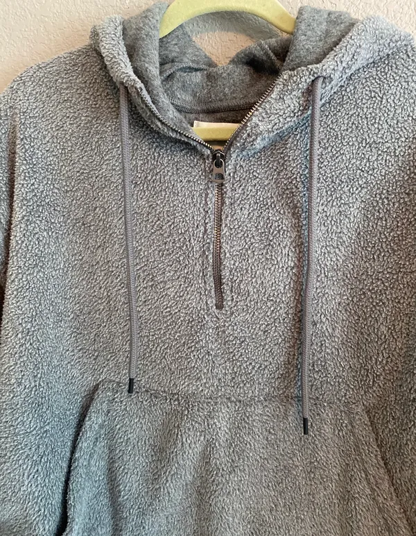 American Eagle cropped fuzzy quarter zip sweatshirt - Image 2